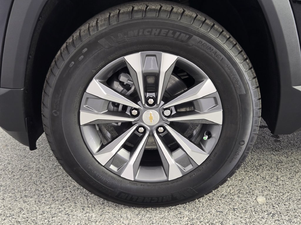 New 2026 Chevrolet Equinox LT w/ Convenience Package II AWD/4WD image 14