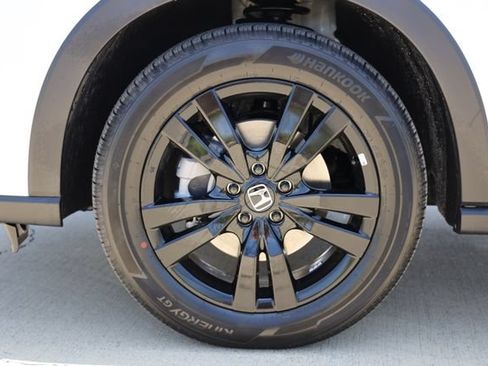 New 2027 Honda HR-V Sport image 9