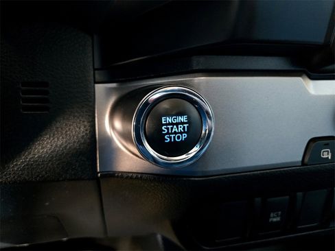 Used 2023 Toyota Tacoma SR5 image 23