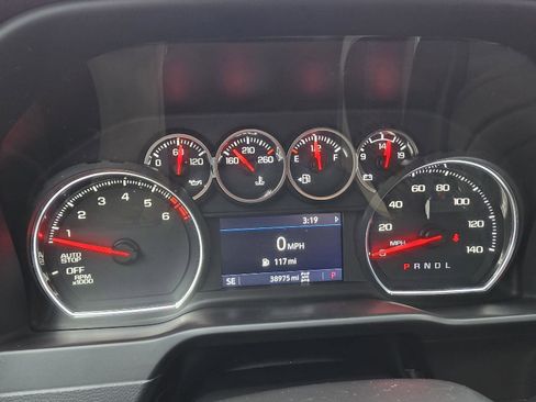 Used 2021 Chevrolet Silverado 1500 LT Trail Boss w/ Convenience Package II image 15