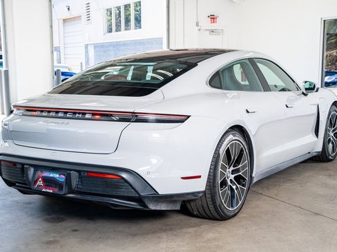 Used 2021 Porsche Taycan 4S image 6