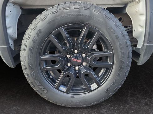 Used 2023 GMC Sierra 1500 Pro w/ Graphite Edition image 24