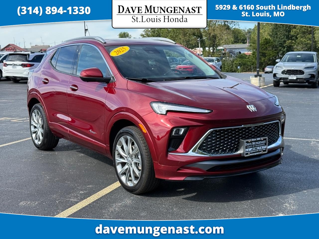 Used 2025 Buick Encore GX Avenir w/ Avenir Technology Package AWD/4WD image 1
