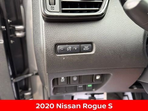 Used 2020 Nissan Rogue S image 13