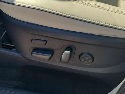 Used 2021 Hyundai Palisade Calligraphy image 25