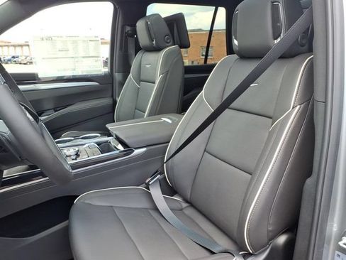 New 2026 Cadillac Escalade Sport w/ Touring Package AWD/4WD image 11