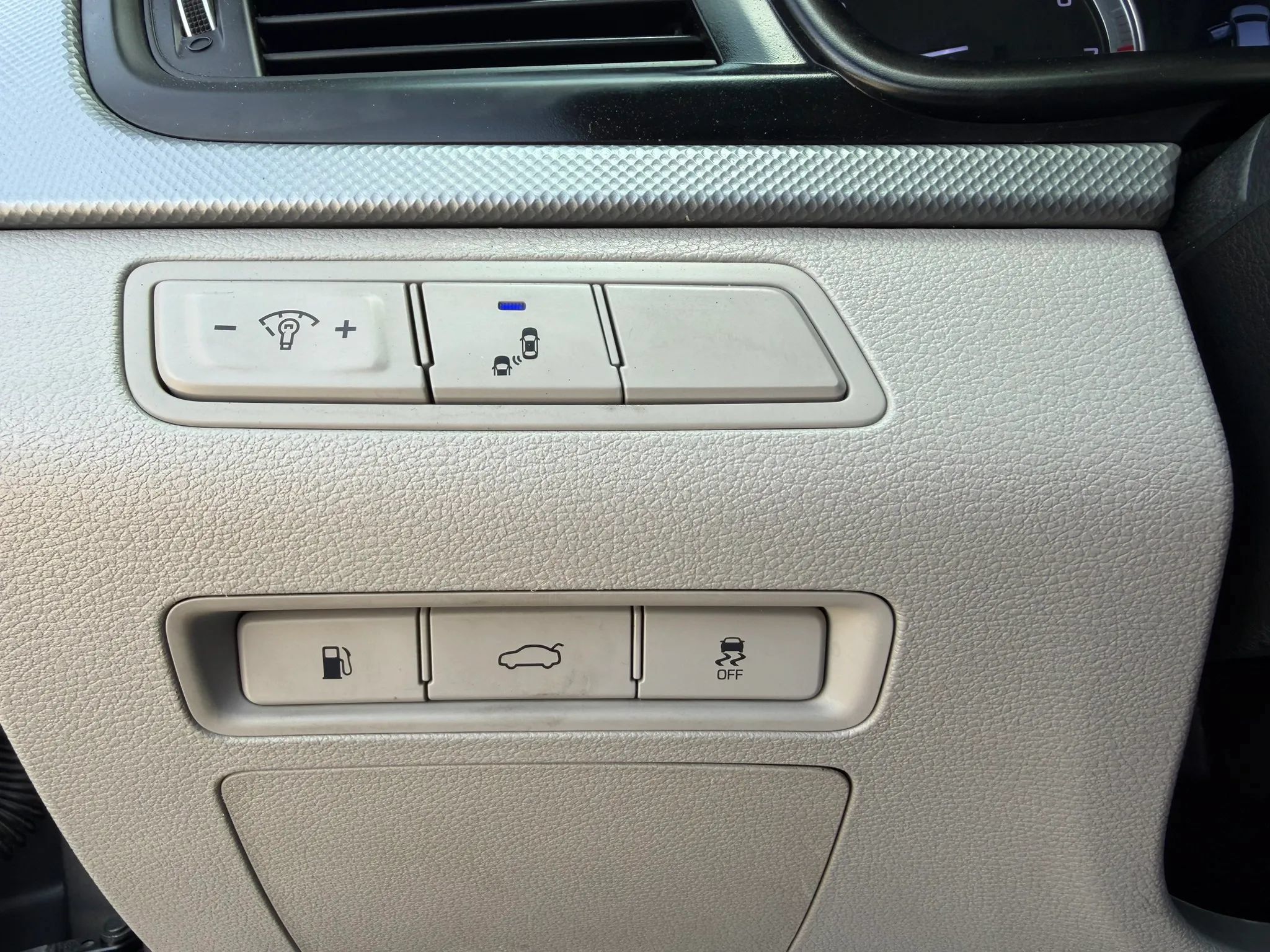 Used 2019 Hyundai Sonata SE FWD image 23