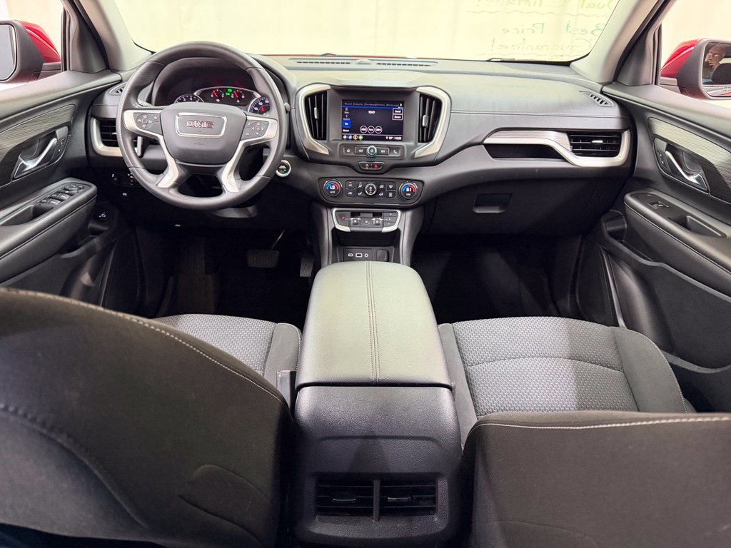 Used 2022 GMC Terrain SLE w/ Driver Convenience Package FWD image 30