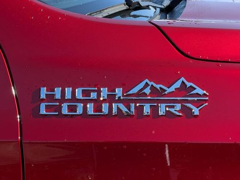 New 2025 Chevrolet Suburban High Country image 16