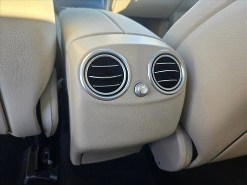 Certified 2022 Mercedes-Benz GLC 300 image 16