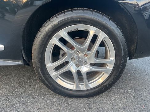Used 2013 INFINITI JX35 AWD w/ Premium Pkg image 37