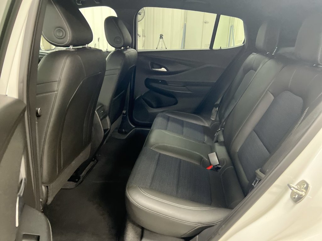 Used 2024 Buick Envista Preferred FWD image 22