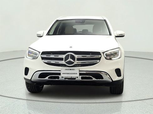 Used 2022 Mercedes-Benz GLC 300 image 2