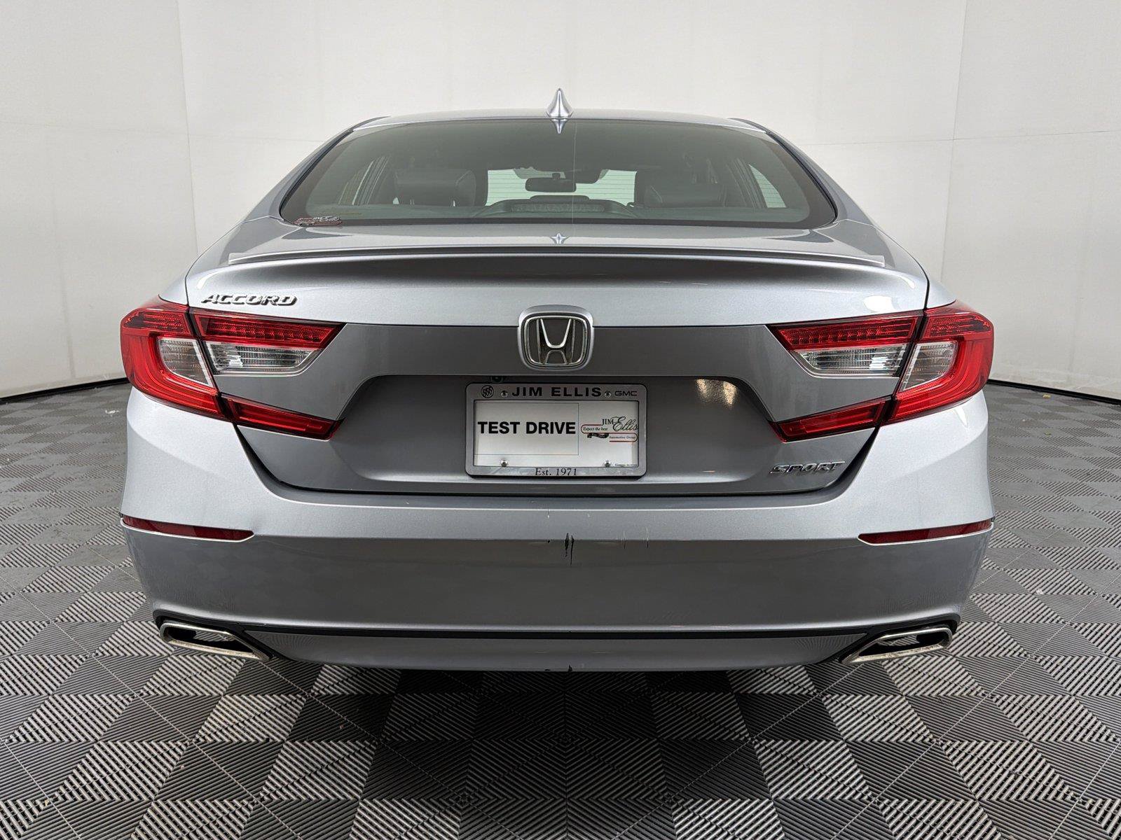 Used 2019 Honda Accord Sport image 5