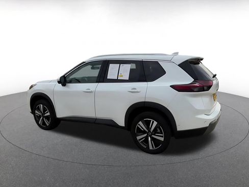 Used 2026 Nissan Rogue SL AWD/4WD image 8