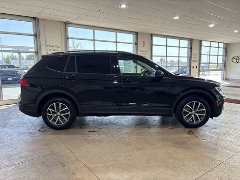 Used 2021 Volkswagen Tiguan S FWD image 3