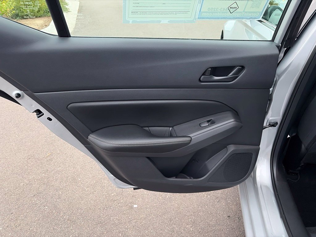 Used 2024 Nissan Altima 2.5 SV FWD image 20