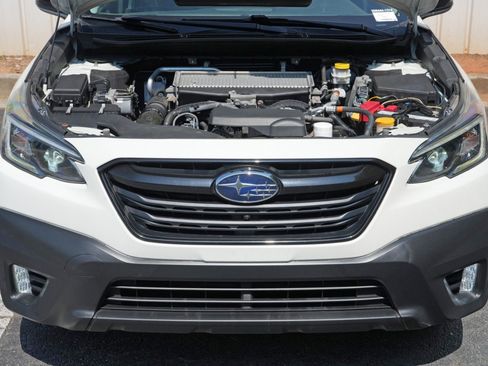 Used 2020 Subaru Outback Onyx Edition XT AWD/4WD image 7