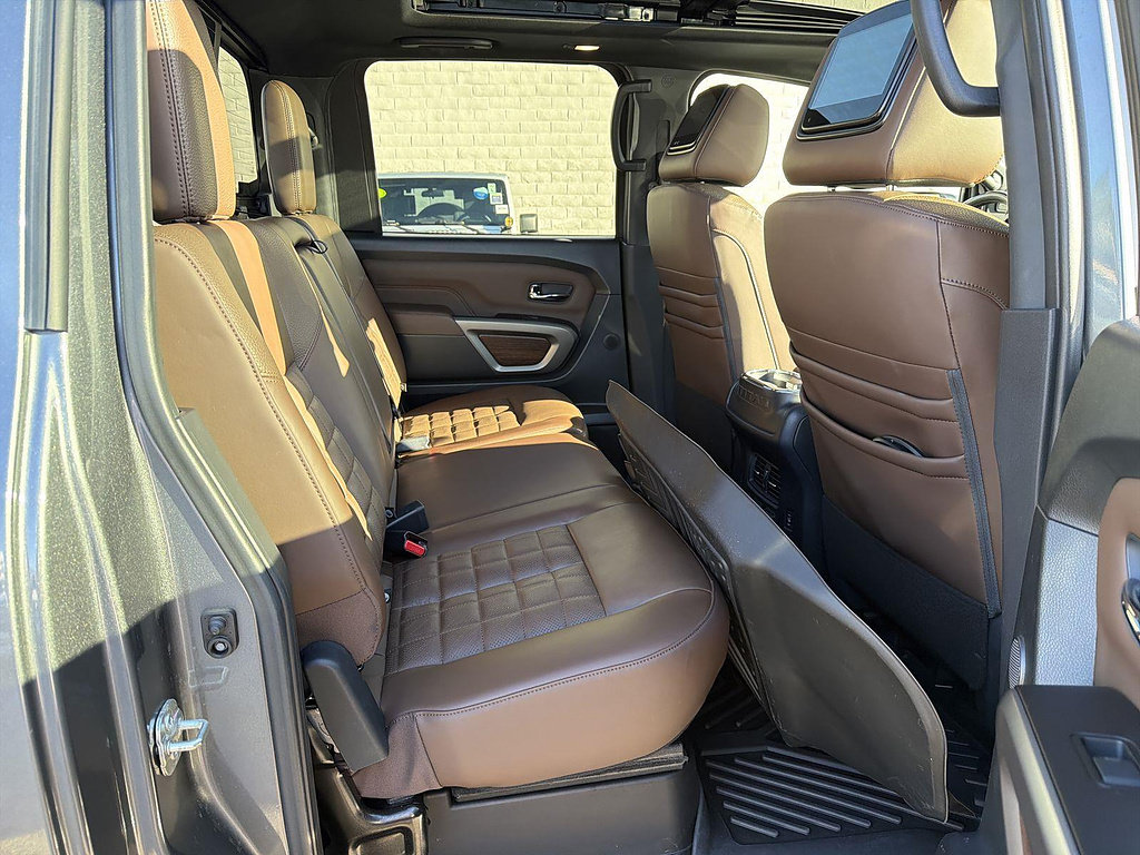 Used 2021 Nissan Titan Platinum Reserve w/ Moonroof Package AWD/4WD image 27