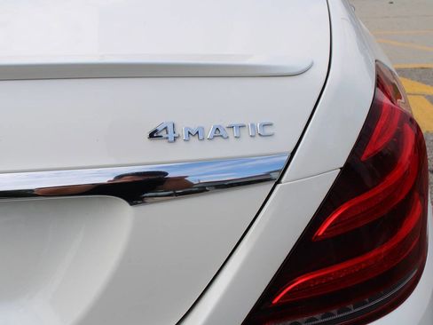 Used 2018 Mercedes-Benz S 560 4MATIC Sedan image 36
