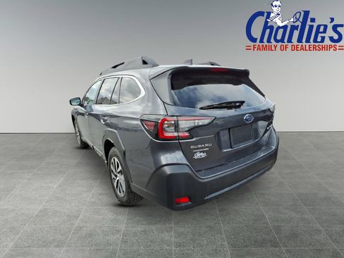 Certified 2025 Subaru Outback Premium AWD/4WD image 5