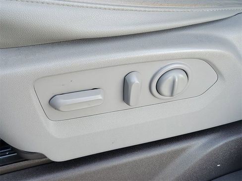 Used 2019 GMC Sierra 1500 SLT w/ SLT Premium Plus Package image 27