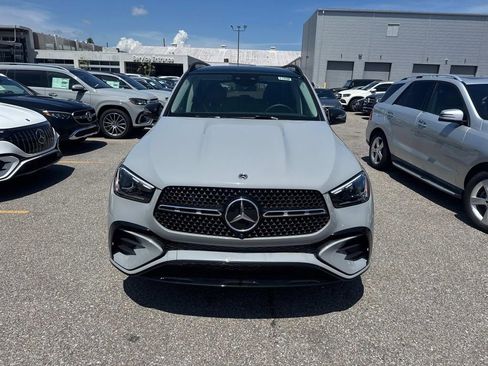 Used 2025 Mercedes-Benz GLE 350 4MATIC image 2