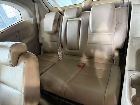 Used 2017 Honda Odyssey SE image 9