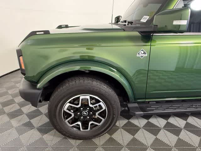Used 2024 Ford Bronco Outer Banks AWD/4WD image 13
