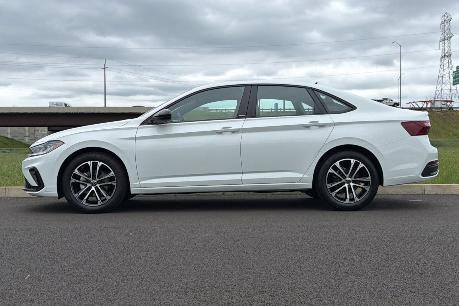 New 2026 Volkswagen Jetta Sport FWD image 6