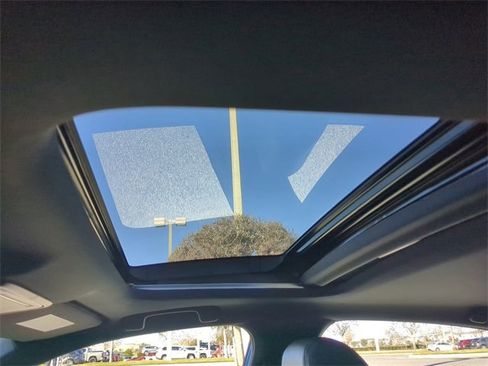 Used 2022 Honda Civic Sport Touring image 19