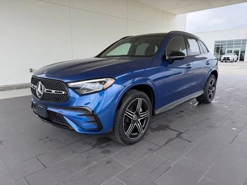 Used 2025 Mercedes-Benz GLC 300 4MATIC image 1