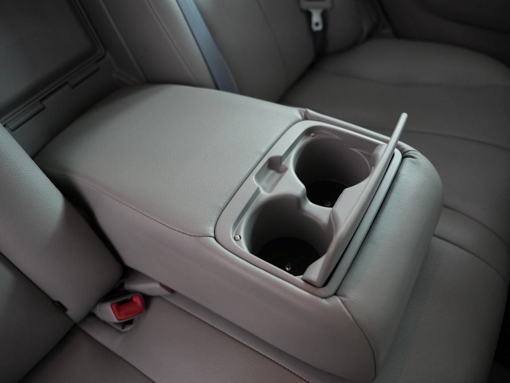 Used 2009 Toyota Camry SE FWD image 40