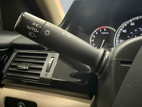 Used 2017 Honda Accord LX image 19