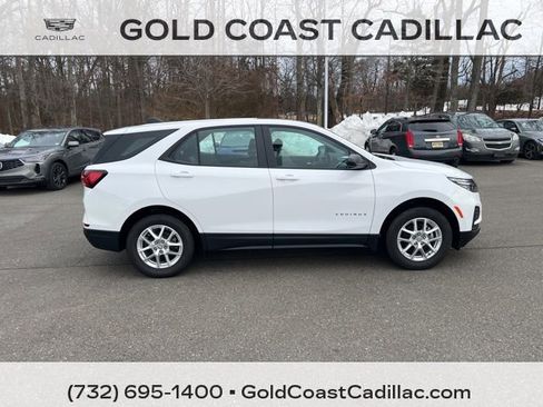 Used 2023 Chevrolet Equinox LS w/ LPO, Floor Liner Package image 4