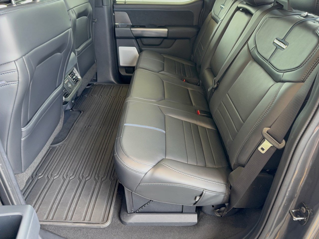 Certified 2026 Ford F250 Platinum AWD/4WD image 25