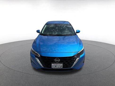 Used 2025 Nissan Sentra SV FWD image 7