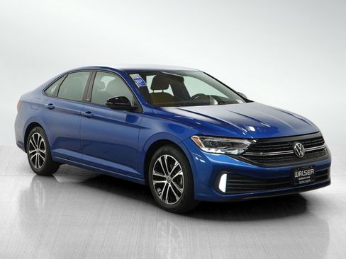 Used 2023 Volkswagen Jetta Sport FWD image 7