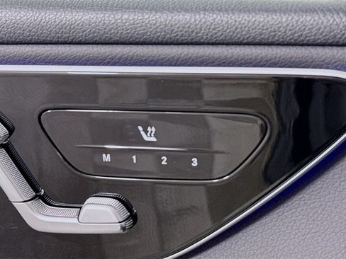 Used 2026 Mercedes-Benz GLC 300 4MATIC image 22