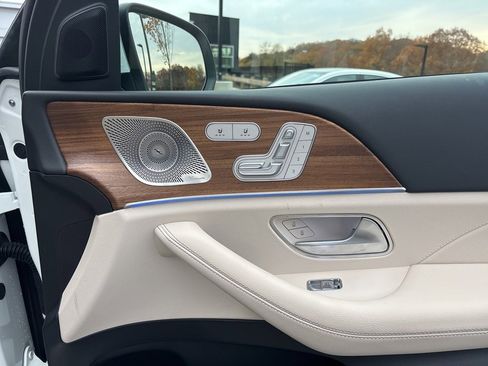 Used 2025 Mercedes-Benz GLS 450 GLS 450 image 20