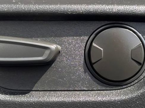 Used 2022 Ford Mustang Premium RWD image 25