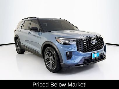 Used 2025 Ford Explorer ST