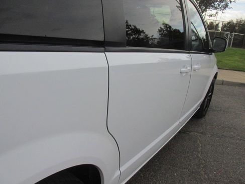 Used 2019 Dodge Grand Caravan GT FWD image 81