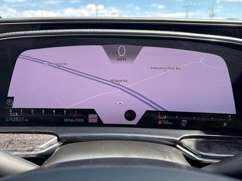 Used 2021 Cadillac Escalade Premium Luxury w/ Performance Package image 30