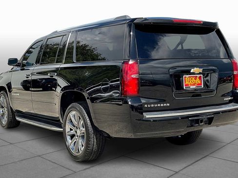 Used 2019 Chevrolet Suburban Premier image 10