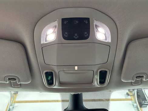 Used 2023 Chrysler Pacifica Limited w/ Uconnect Theater Family Group AWD/4WD image 58
