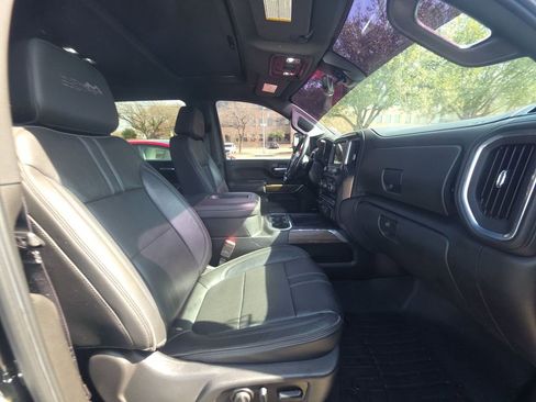 Used 2021 Chevrolet Silverado 3500 High Country image 16