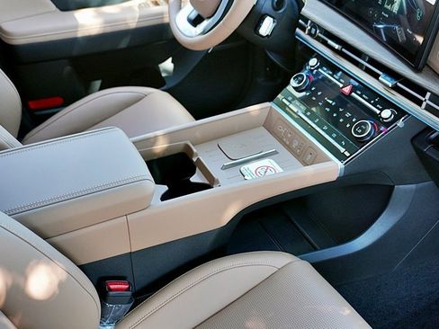 New 2025 Hyundai Santa Fe Limited image 13