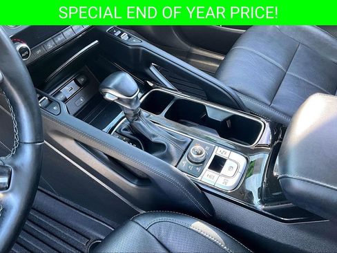 Used 2022 Kia Telluride EX w/ EX Premium Package image 18