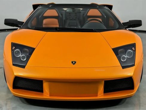 Used 2005 Lamborghini Murcielago Roadster AWD/4WD image 2